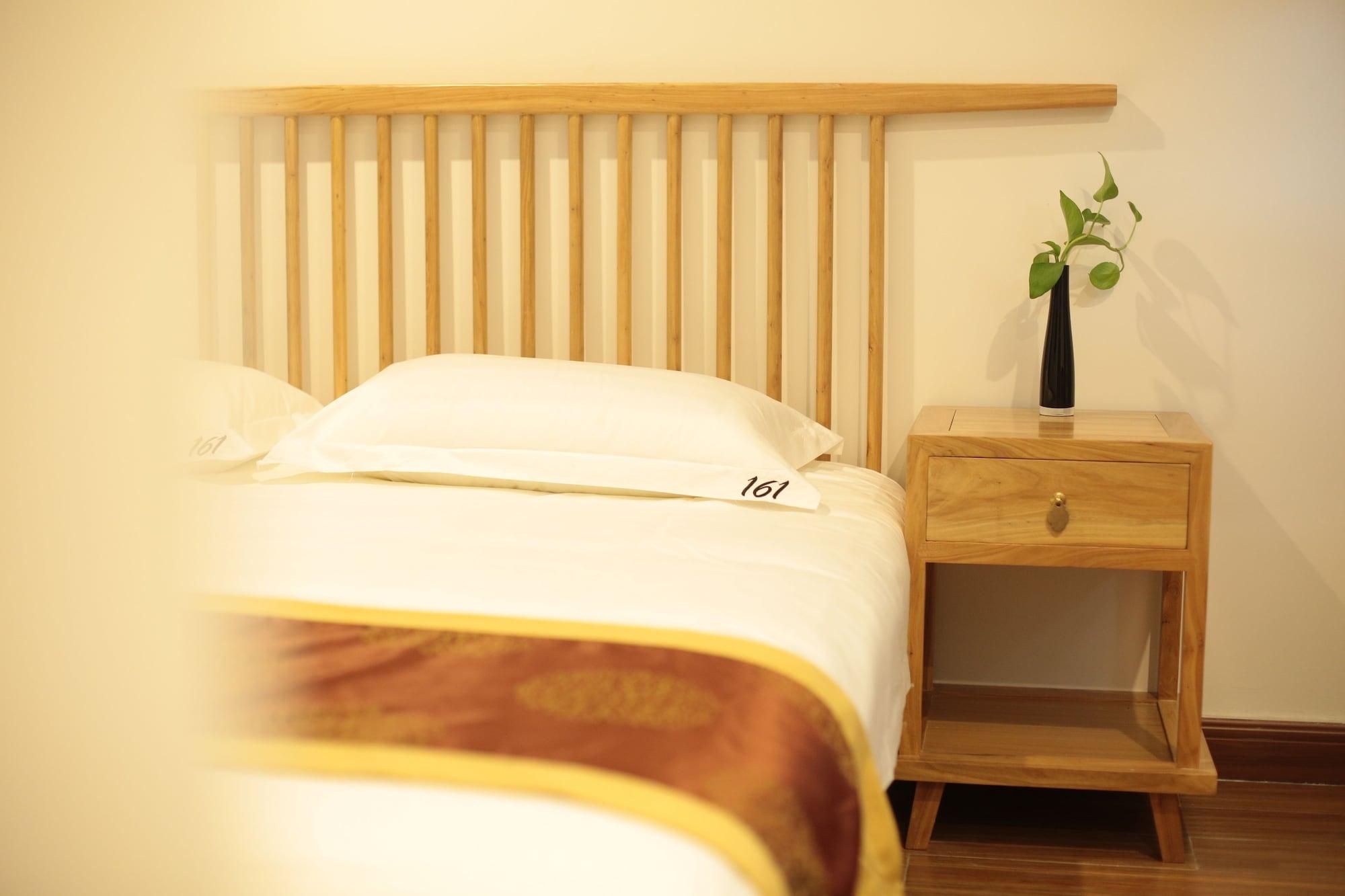 Qiuguo Hutong Courtyard Hotel 3*